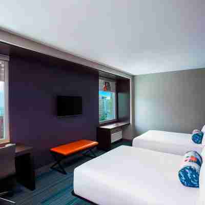 Aloft Sarasota Rooms