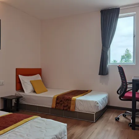Mornings Hotel Отели в г. Сунгай Петани
