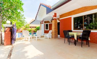 Garden Villa - Pattaya Holiday House Walking Street