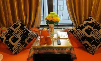 Paris Guest House (D2, 10/F)