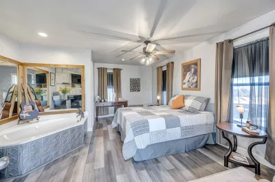 Full Moon Inn Các khách sạn ở Stonewall