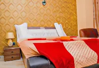 De Peace Hotel and Suites Hôtels à : 