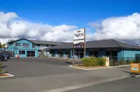 Taylors Motel Отели в г. 
