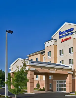 Fairfield Inn & Suites Lewisburg Hôtels à : White Sulphur Springs