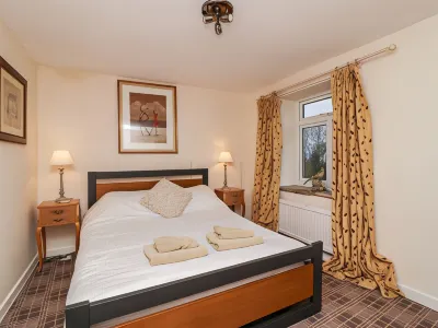 7 Scarah Bank Cottages Hotel dekat Ripley Castle and Gardens