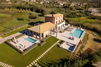 Reveli Suites Hotels in Elios Proni