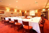 The Hermitage Motel - Campbelltown Hotels in Elderslie
