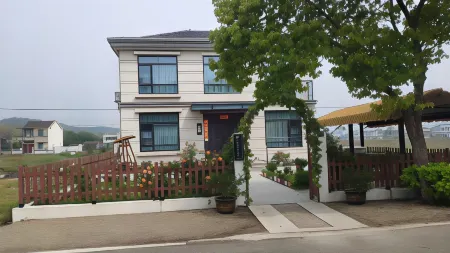 Daishan Tianxi Panhai Homestay Отели в г. Дайшань