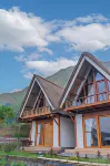 Bale Aur Sembalun Hotels near Kebun Apel Rautani Sembalun