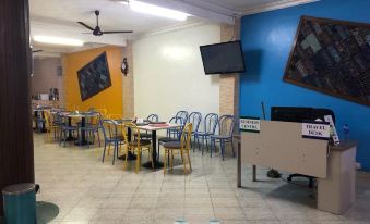 4. Tudor Wa..