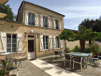 Chambres d'hôtes écolabellisées du Domaine de Ludeye - sérénité Dans le Médoc Hotel di Avensan