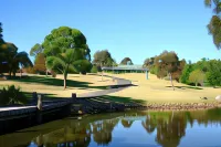 Relaxin the Rural Retreat Hotels in Middle Dural