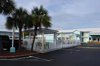 Destin Inn & Suites