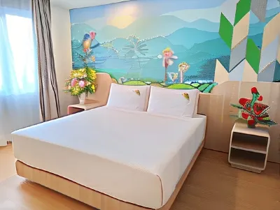 MaxOneHotels.com @ Jayapura Hotels near yobo home base