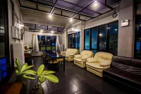 The Sky Loft Hotel Hotel a Distretto di Khlong Luang