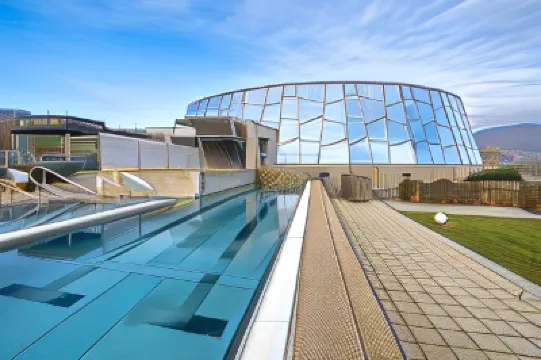 Hotel Thermal ŠÍRAVA فنادق في 