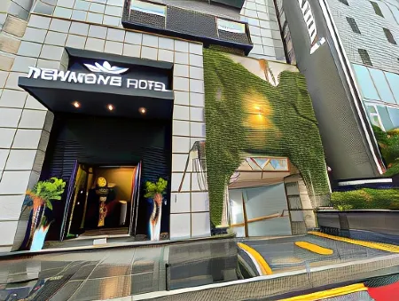 Newmond Hotel