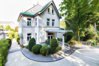 Hotel Das Lola Hotels near Folkwang University of the Arts