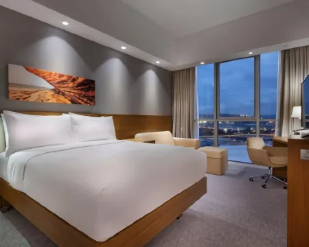 Hampton by Hilton Kocaeli Symbol Hotels in Basiskele
