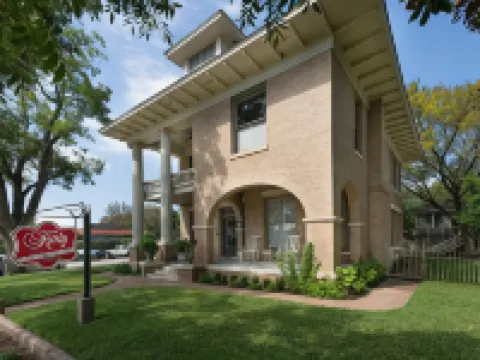 Katy House Bed and Breakfast Hotels in Bastrop County