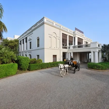 Taj Nadesar Palace