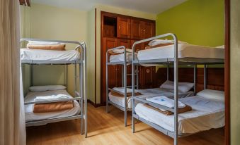 Moon Hostel Bio
