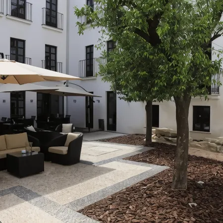 Eurostars Patios de Cordoba Отели рядом с достопримечательностью «Дворец Виана»
