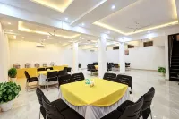 Hotel Golden Era-Near Shopprix Mall