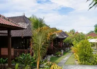 Sunset Star Huts Hotel in zona Mushroom Beach