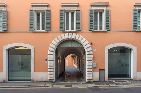 Corte Novella Hotel & Residence Отели рядом с достопримечательностью «Via delle Grazie»