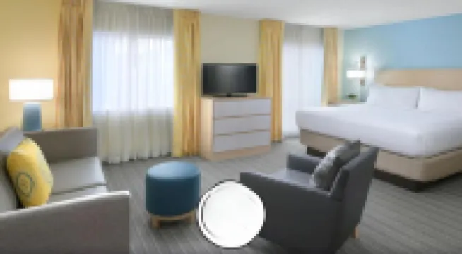 Sonesta Simply Suites Cleveland Airport