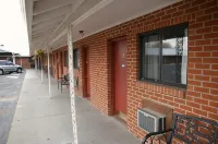 Ontario Inn