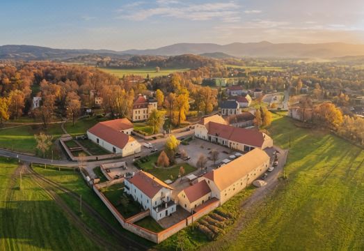 팔라츠 롬니카 전경
