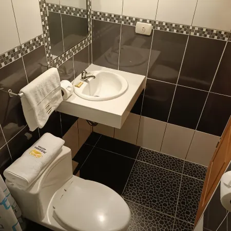 Pakarina Hotel