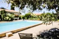 La Bastide Bleue فنادق في Seguret