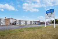 トラベロッジ バイ ウィンダム サルニア