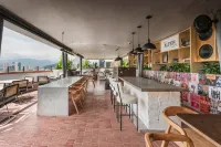 Heiss Hotel by Jalo - bar