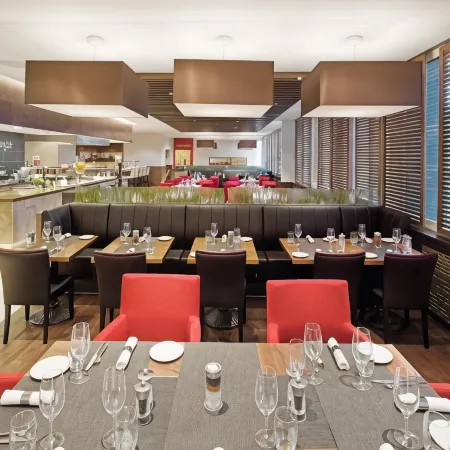 Mövenpick Hotel Zürich Airport