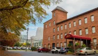 The Historic Brookstown Inn, Trademark Collection by Wyndham Các khách sạn ở Winston Salem
