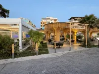Comfort Suites Hotels in Golem