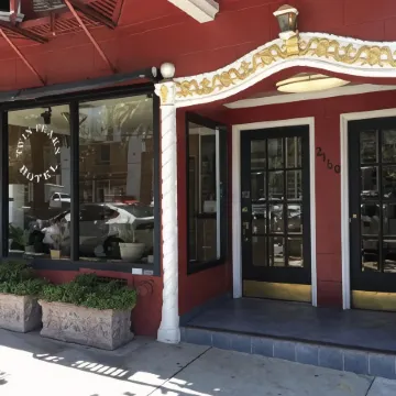 Twin Peaks Hotel Отели рядом с достопримечательностью «Станция регионального метро Сан-Франциско "Бальбоа Парк"»