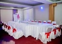 ذا سيرون بليس هوتل