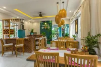 Peach House Hotels in Hoi An