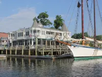 Grand Harbor Inn Các khách sạn ở Camden