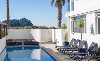 Belle Mer Beachfront Apartments - Self Serviced