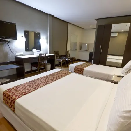 Holiday Spa Hotel Cebu