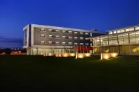 The Hotel at Kirkwood Center Hotels in Cedar Rapids
