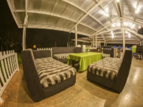 馬拉維拉白玫瑰海灘度假村 馬拉維拉酒店