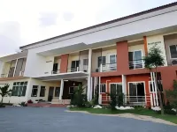 Palm Hill Resort