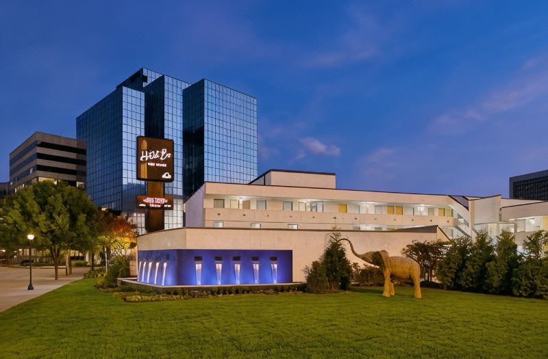 Hotel Bo, a Days Inn by Wyndham Chattanooga Downtown